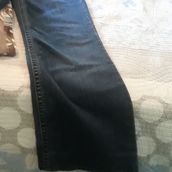 Jeans - Picture 2 of 3